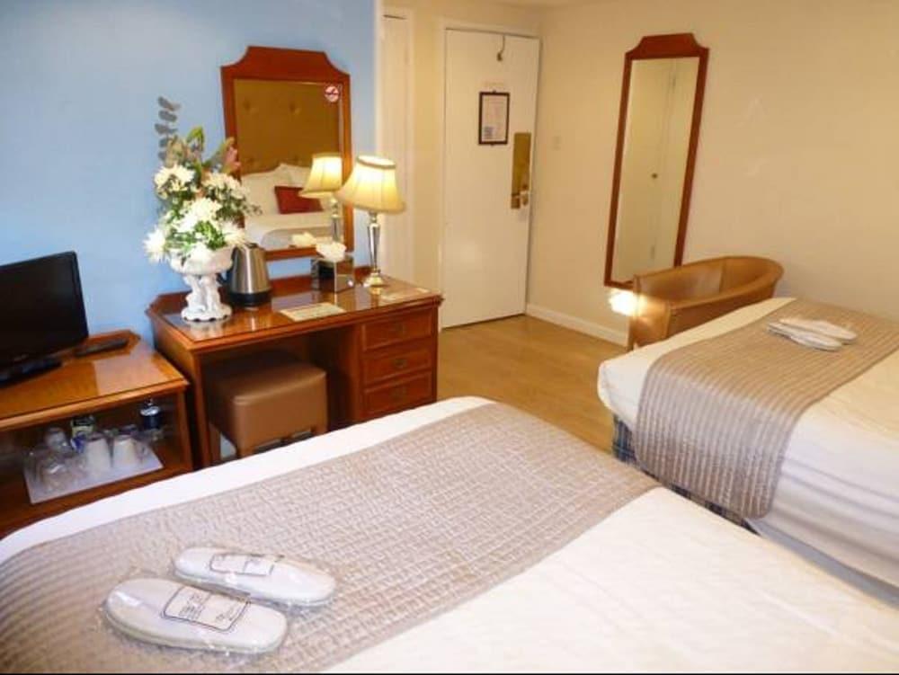 Hotel Lensfield 3*